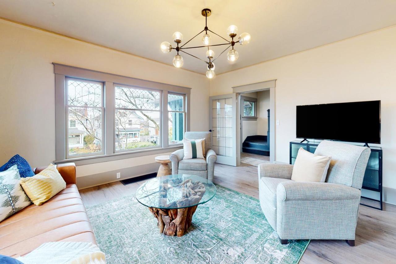 Tacoma Garden Hideaway Villa Luaran gambar